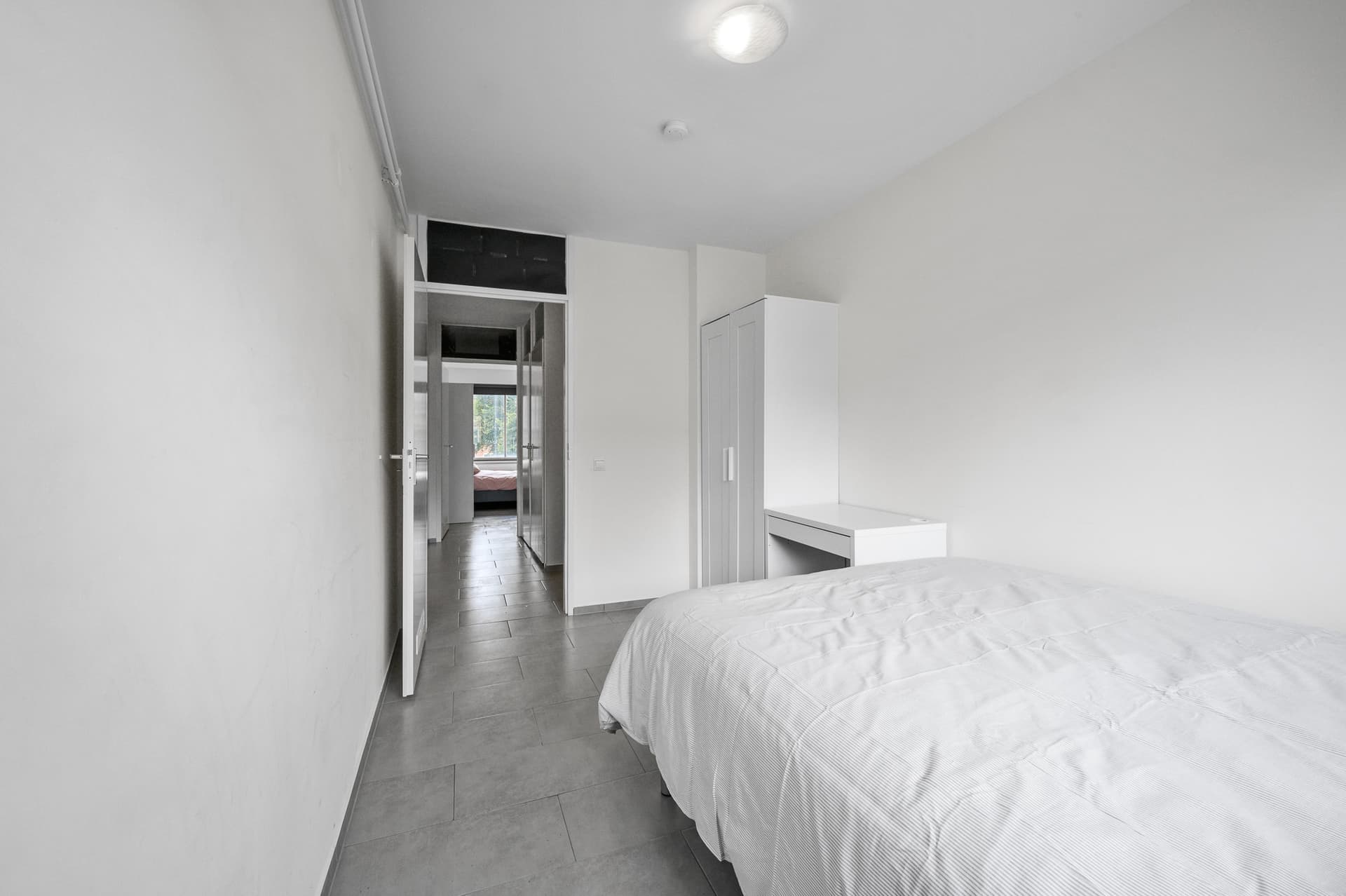 Furnished one bedroom Apartments for rent - Image 5