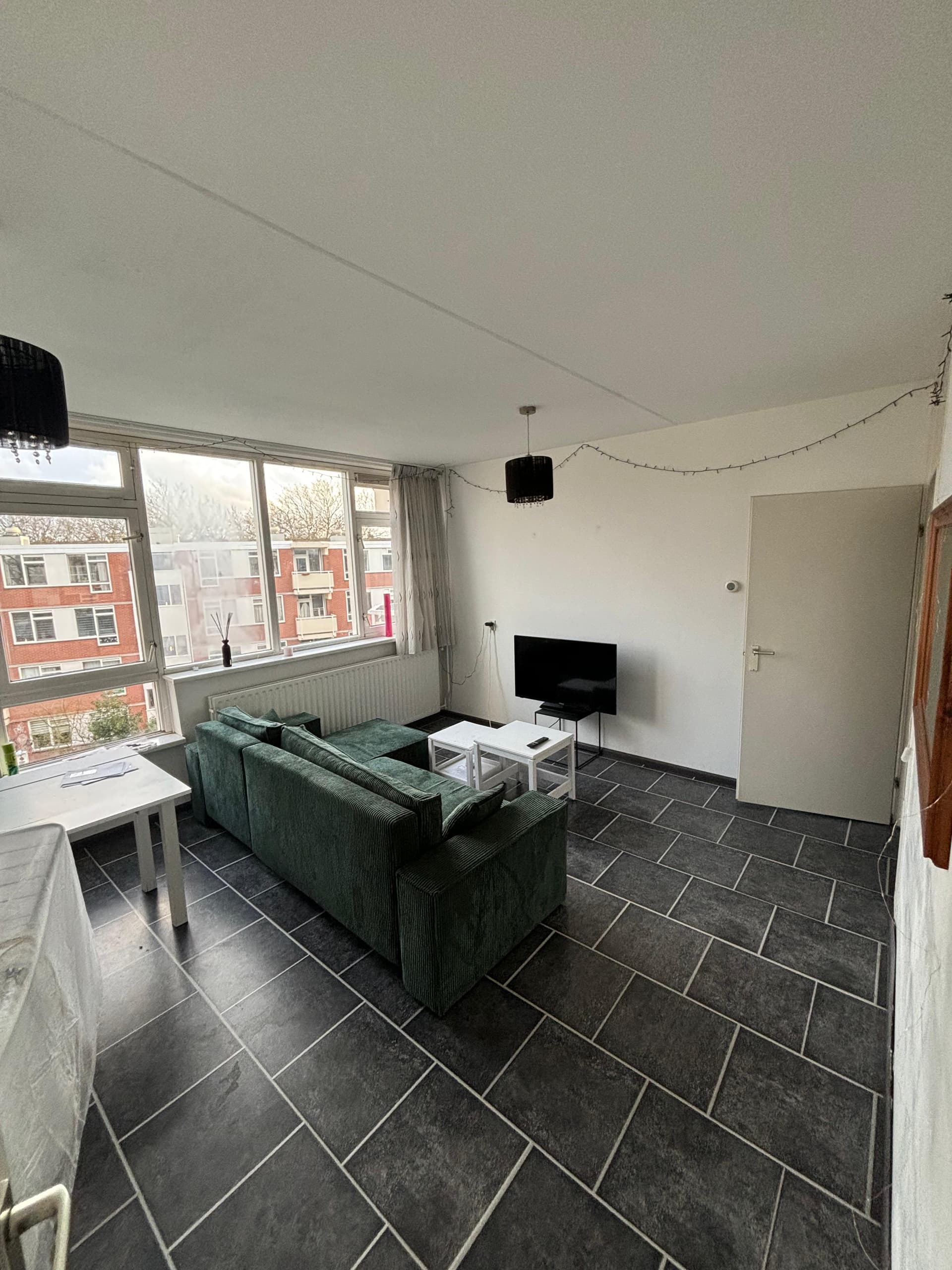 Private Bedrooms for Rent in Shared Apartment | Affordable & Comfortable Living - Image 3