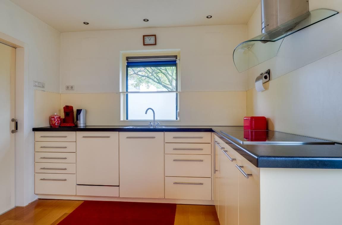 One bedrooms at Magelhaenlaan, Utrecht - Image 6