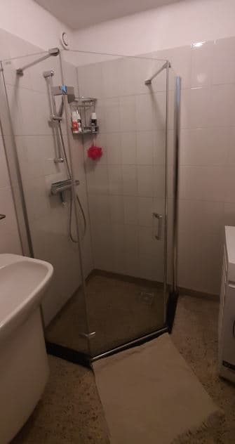 Private Bedroom Available in Shared Apartment - Image 2